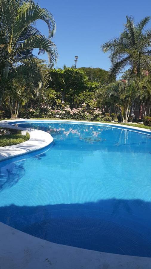 Casa con alberca Ixtapa Zihuatanejo Villa Bagian luar foto